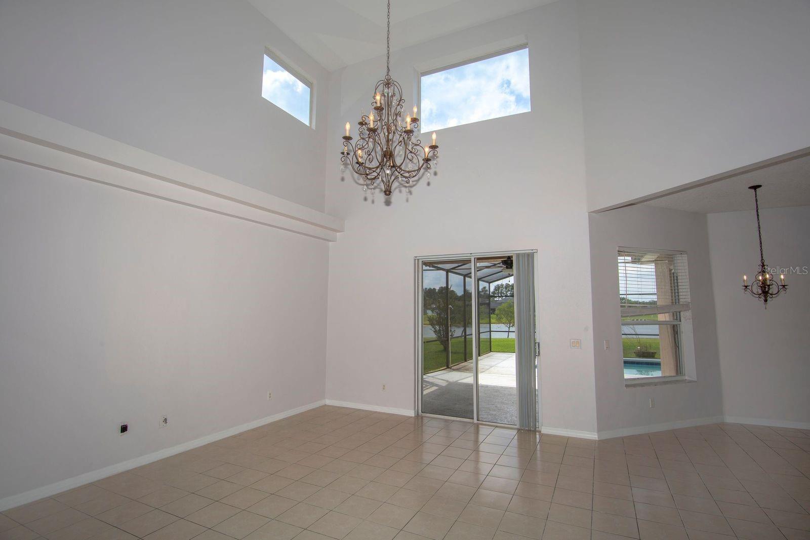 664 Cedar Forest Cir Property Photo 12
