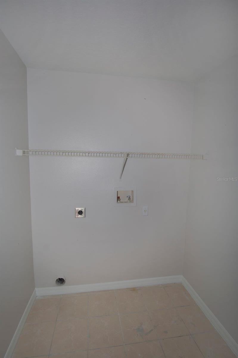 664 Cedar Forest Cir Property Photo 19