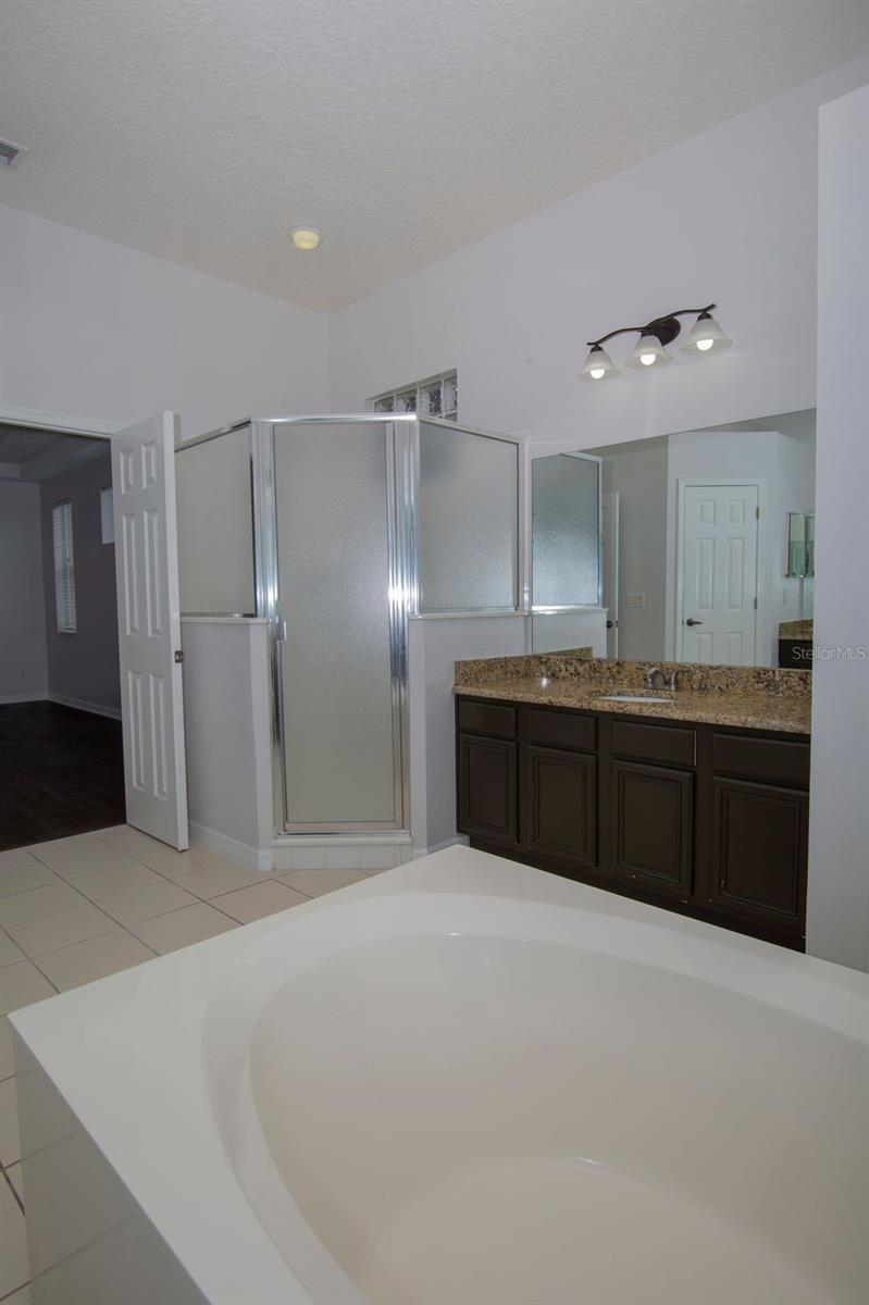 664 Cedar Forest Cir Property Photo 22
