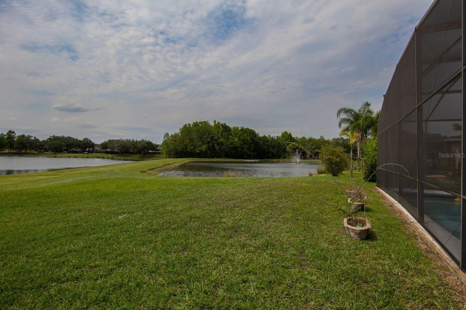 664 Cedar Forest Cir Property Photo 38