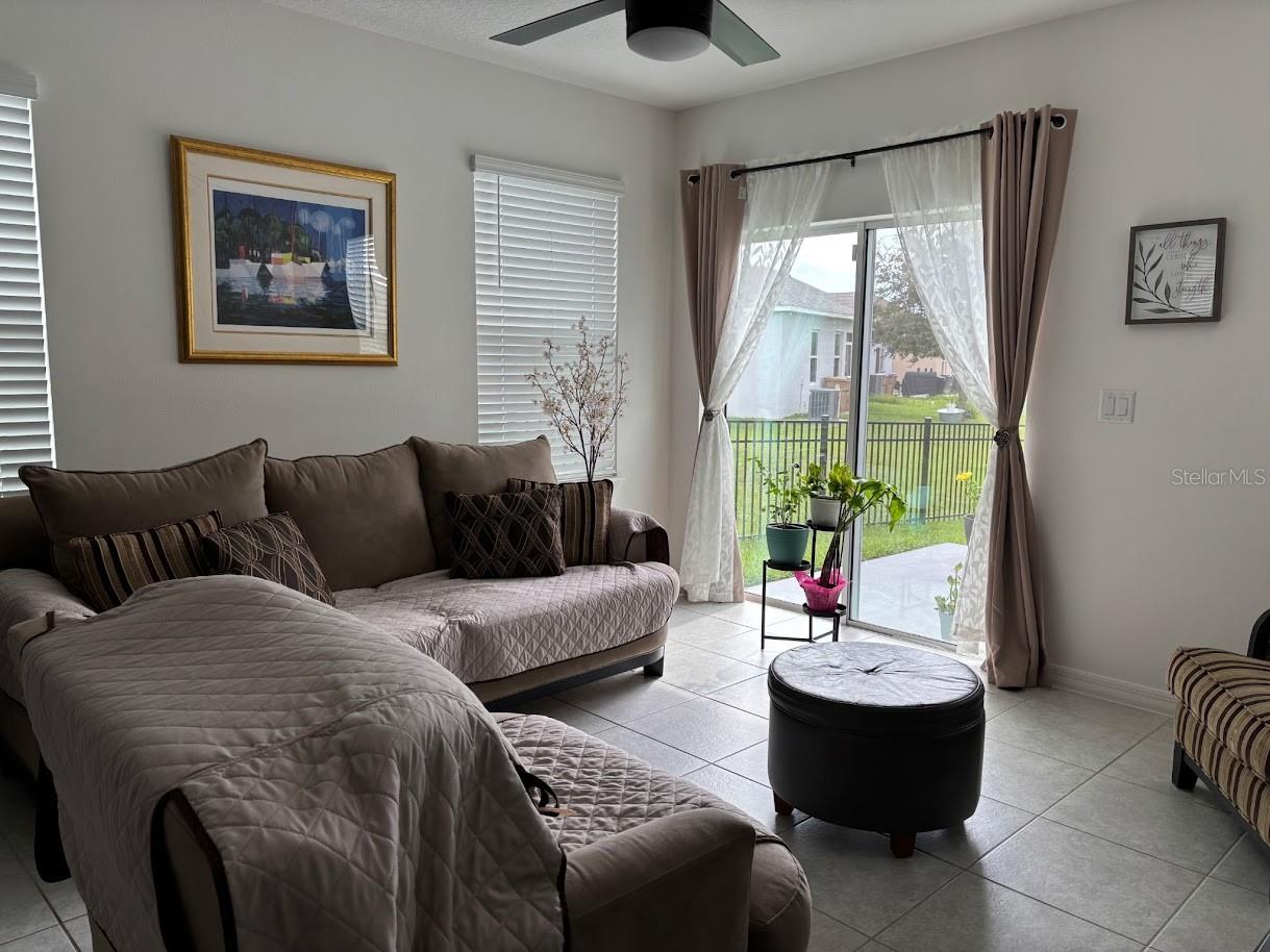 4304 Desert Rose Ave Property Photo 16