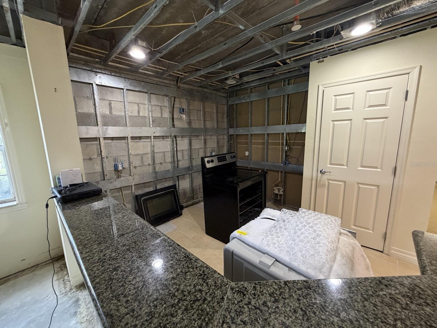7601 Cabana Ct #104 Property Photo 9