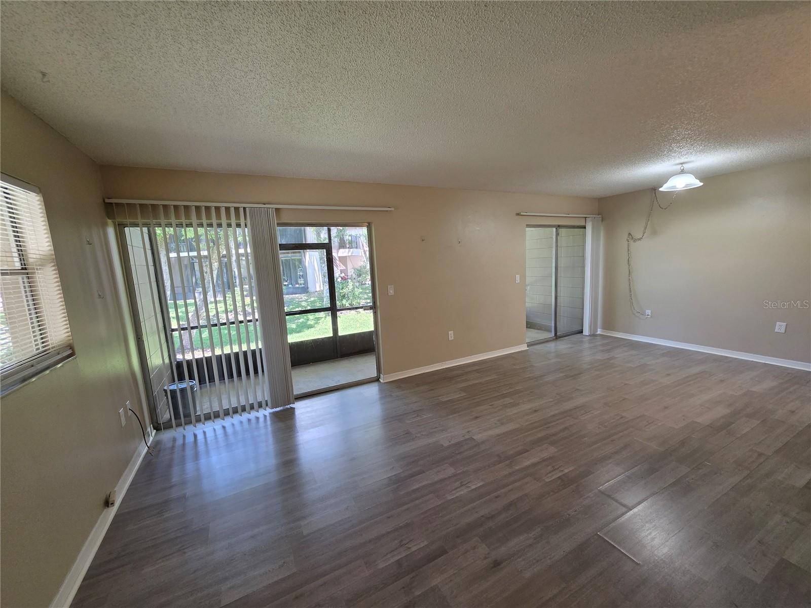 110 Cypress Woods Ct #12c Property Photo 11