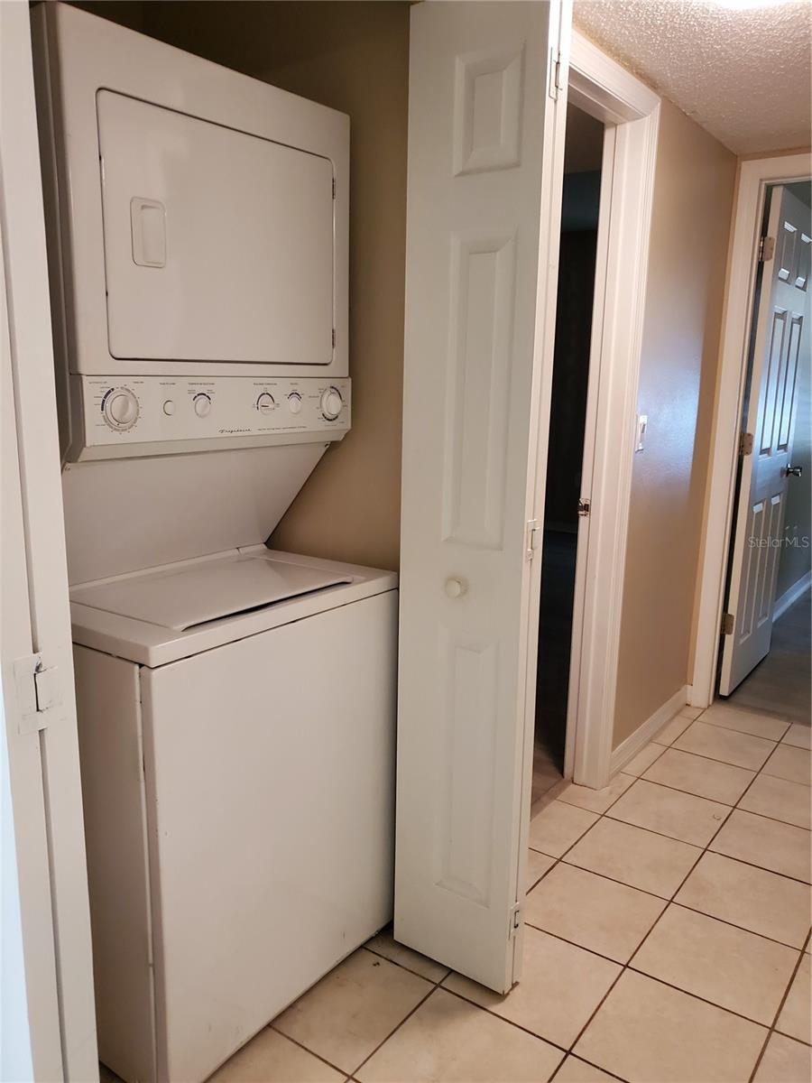 110 Cypress Woods Ct #12c Property Photo 20