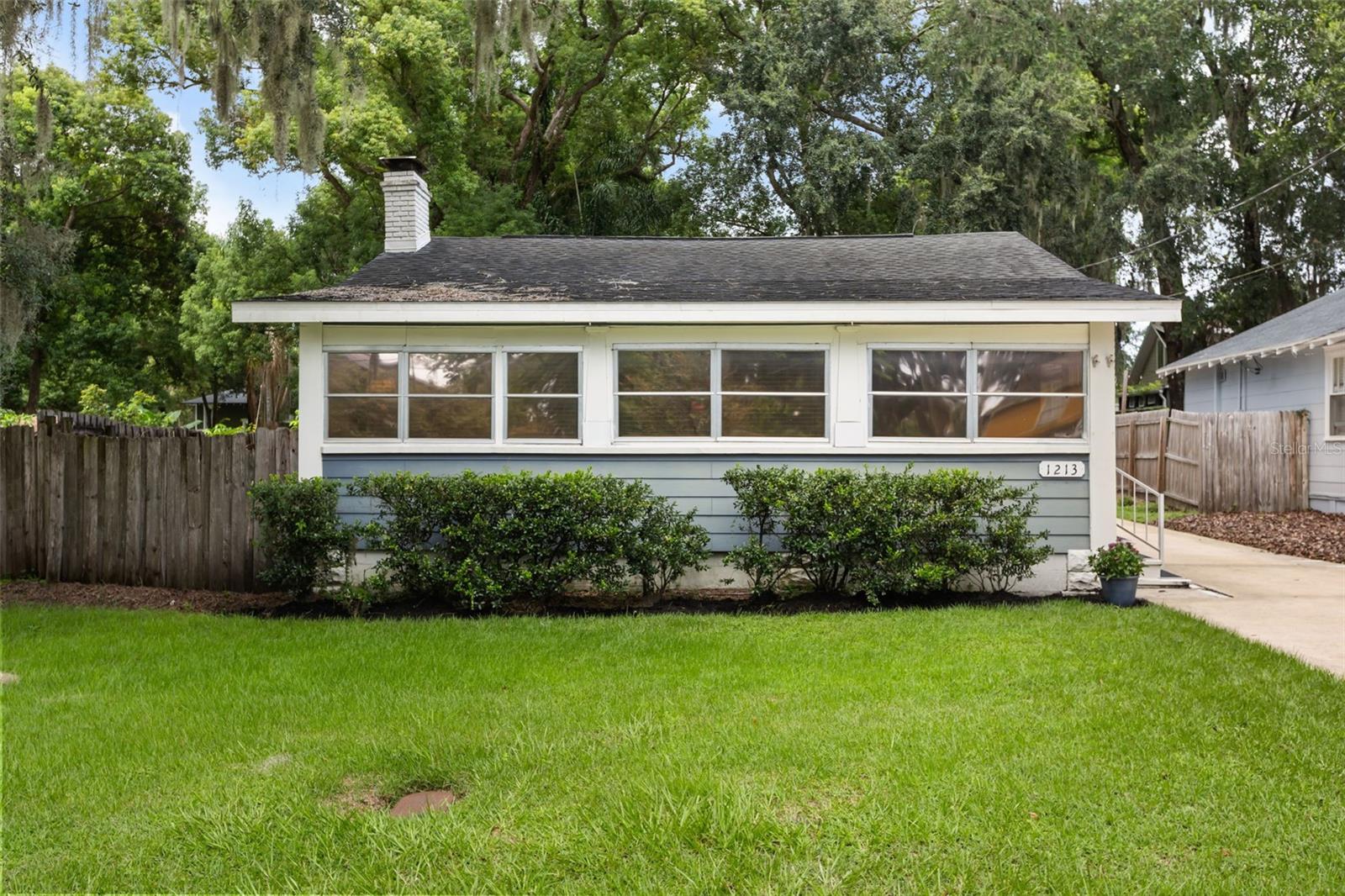 1213 Noble Pl Property Photo 2