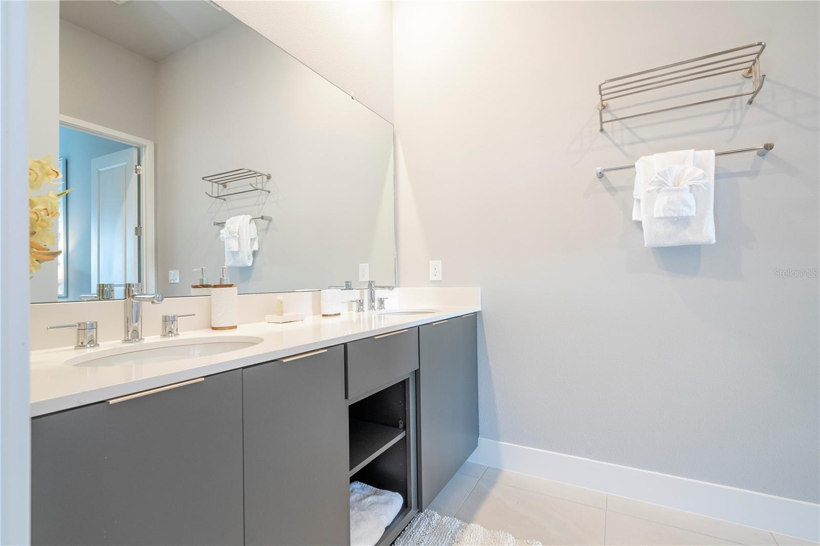7740 Sandy Ridge Dr #218 Property Photo 21