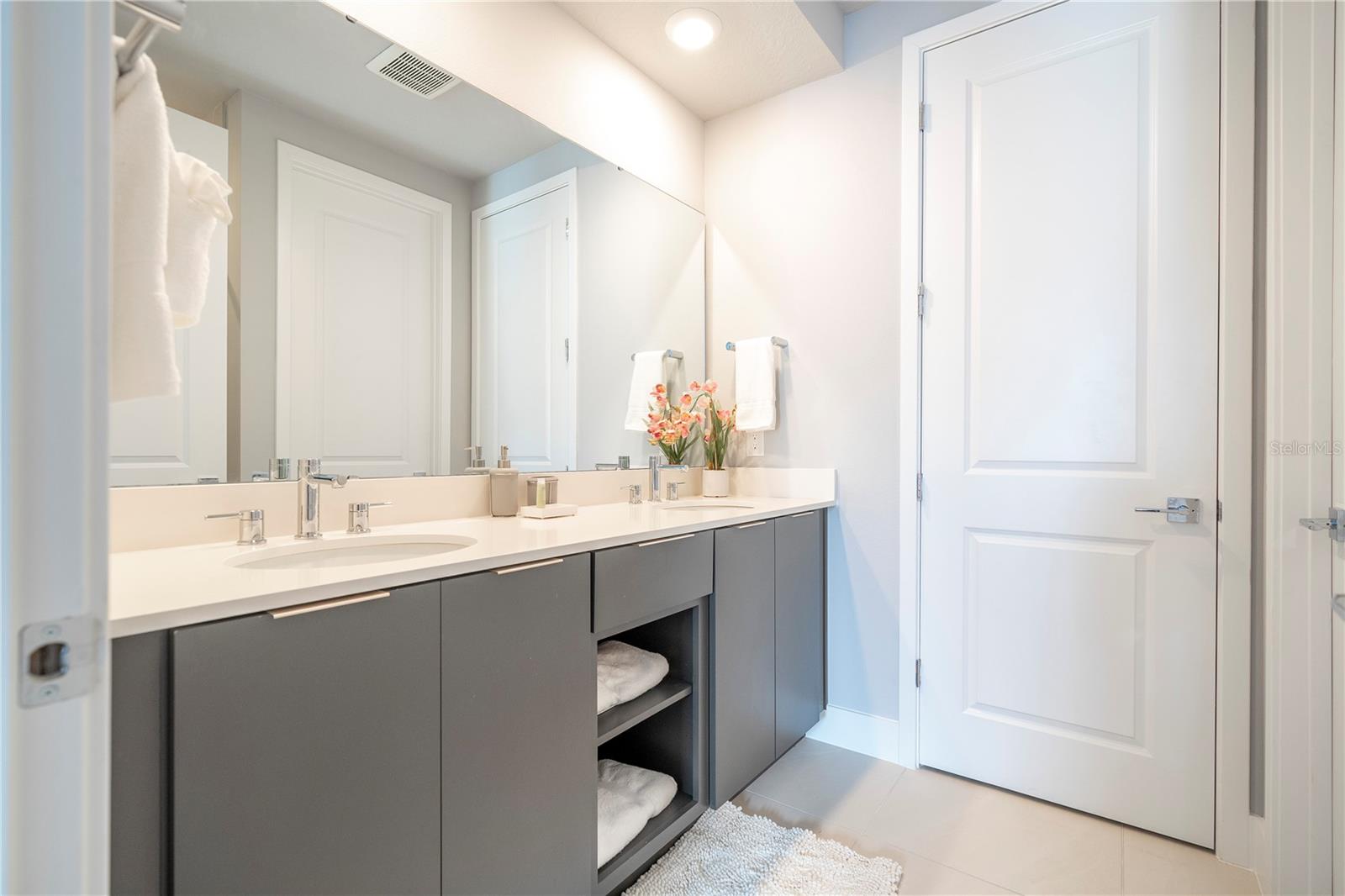 7740 Sandy Ridge Dr #218 Property Photo 54