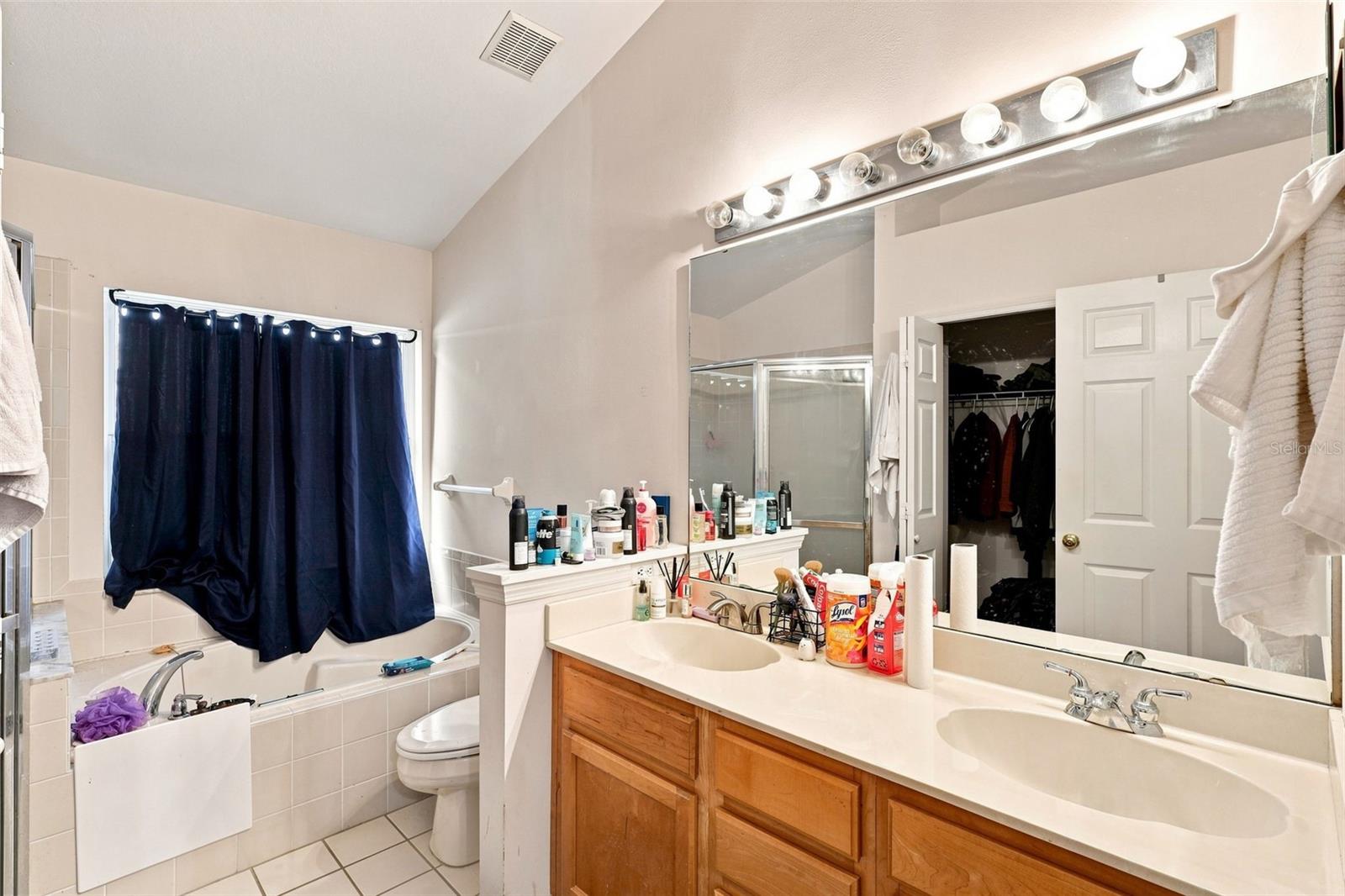 13637 Emeraldview Dr Property Photo 17