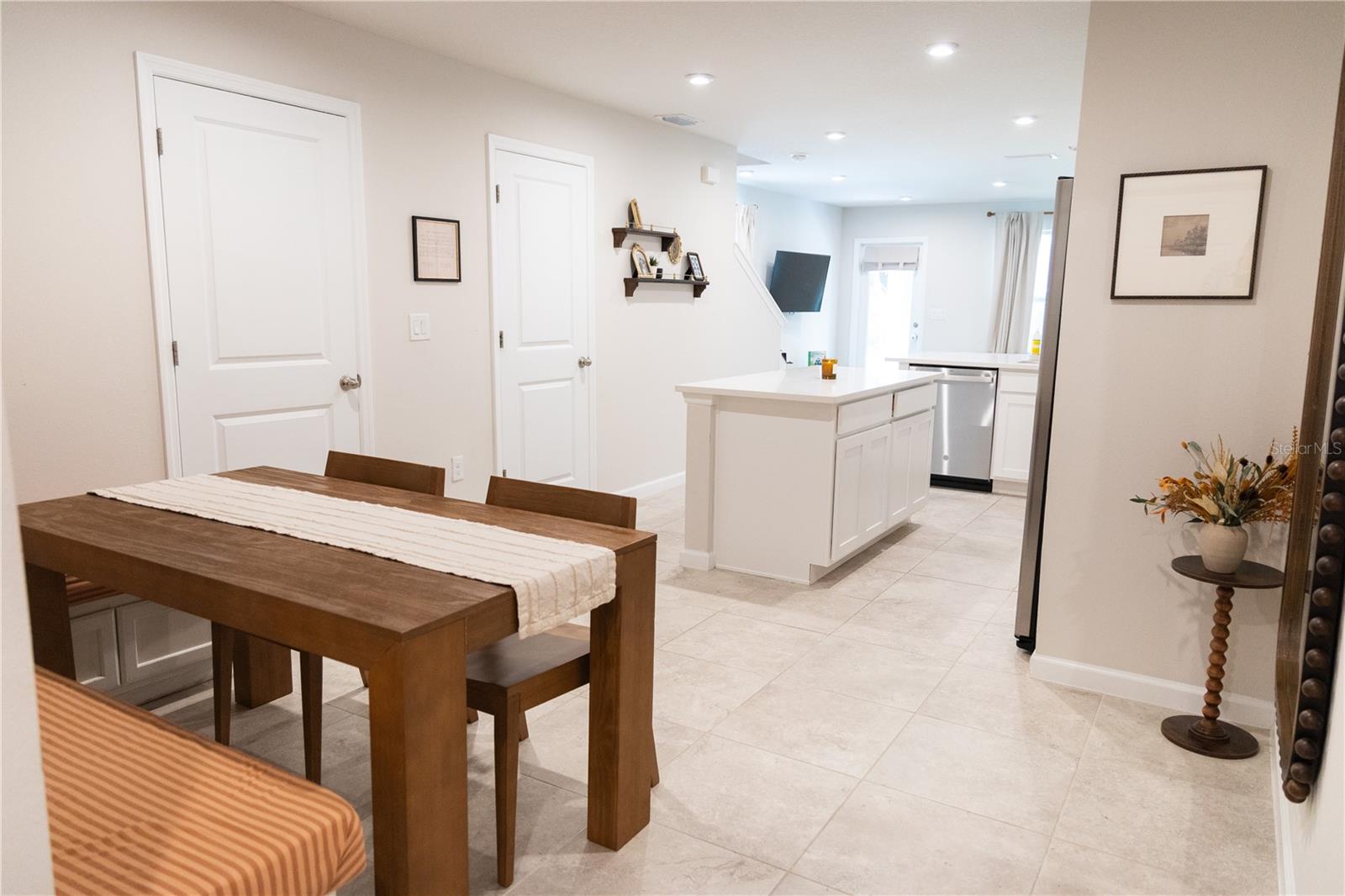 11402 SPECTACLED DR Property Photo 1