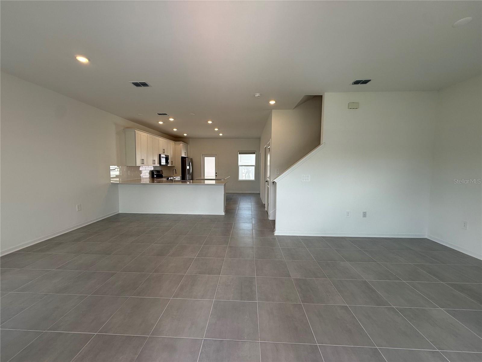 5607 Ronin Dr Property Photo 2