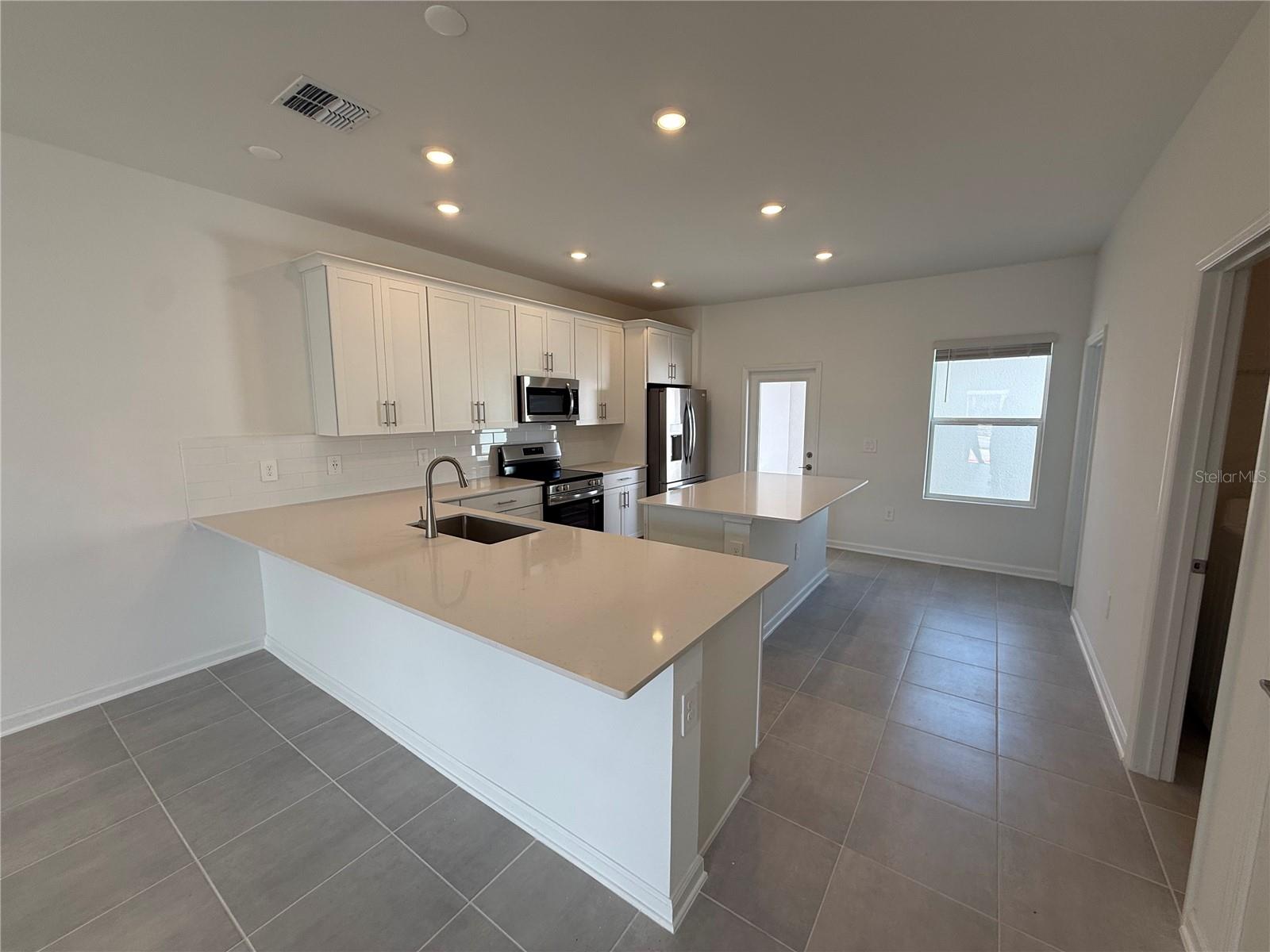5607 Ronin Dr Property Photo 5