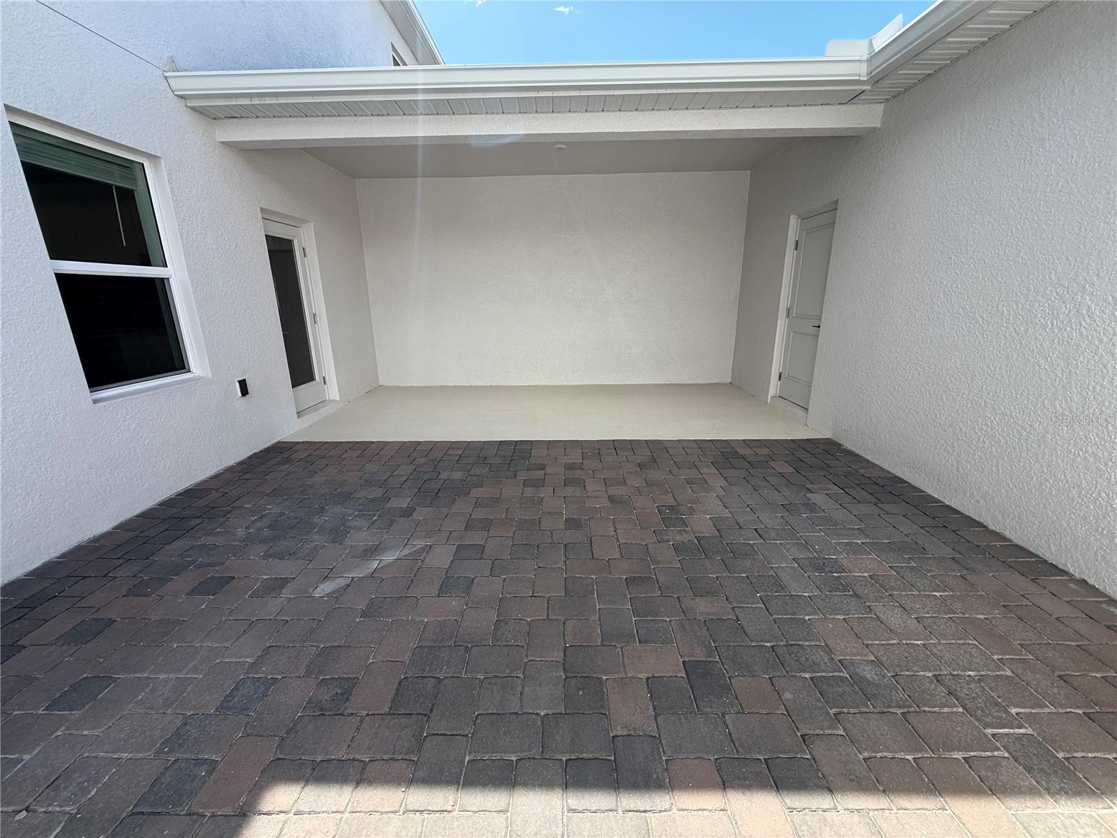 5607 Ronin Dr Property Photo 8