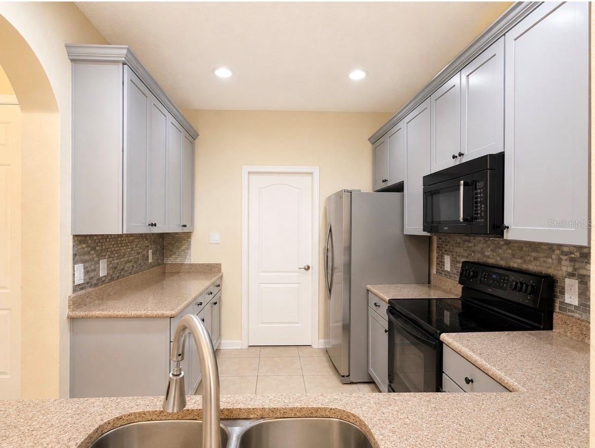 3227 Villa Strada Way Property Photo 6