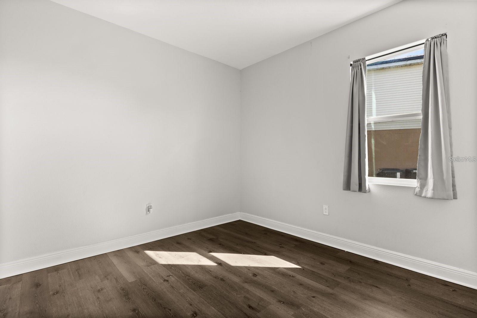 1125 Munster Ct Property Photo 15