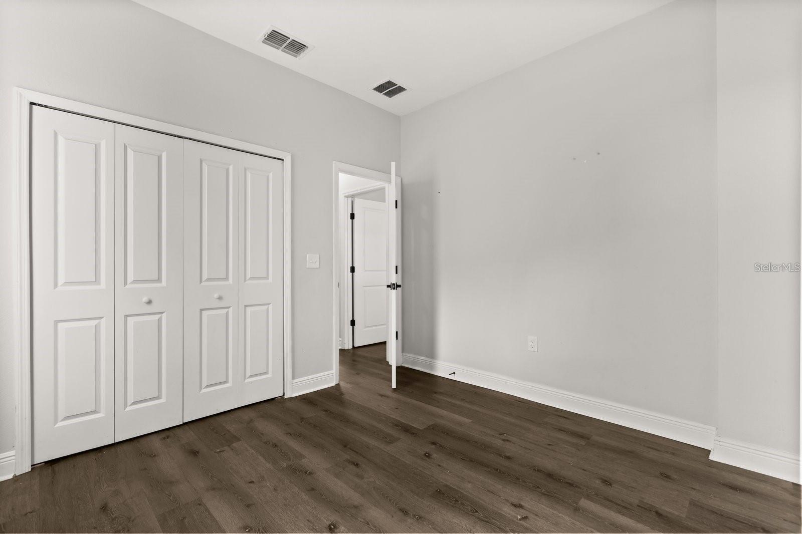 1125 Munster Ct Property Photo 16