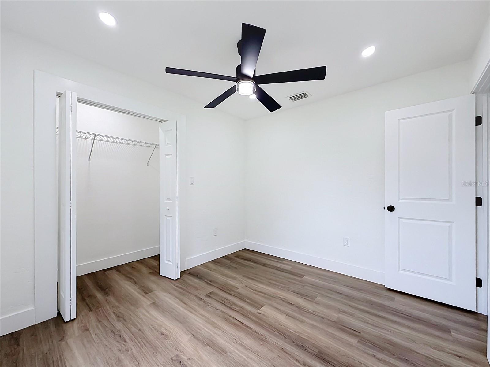 637 Pasadena Ave Property Photo 34