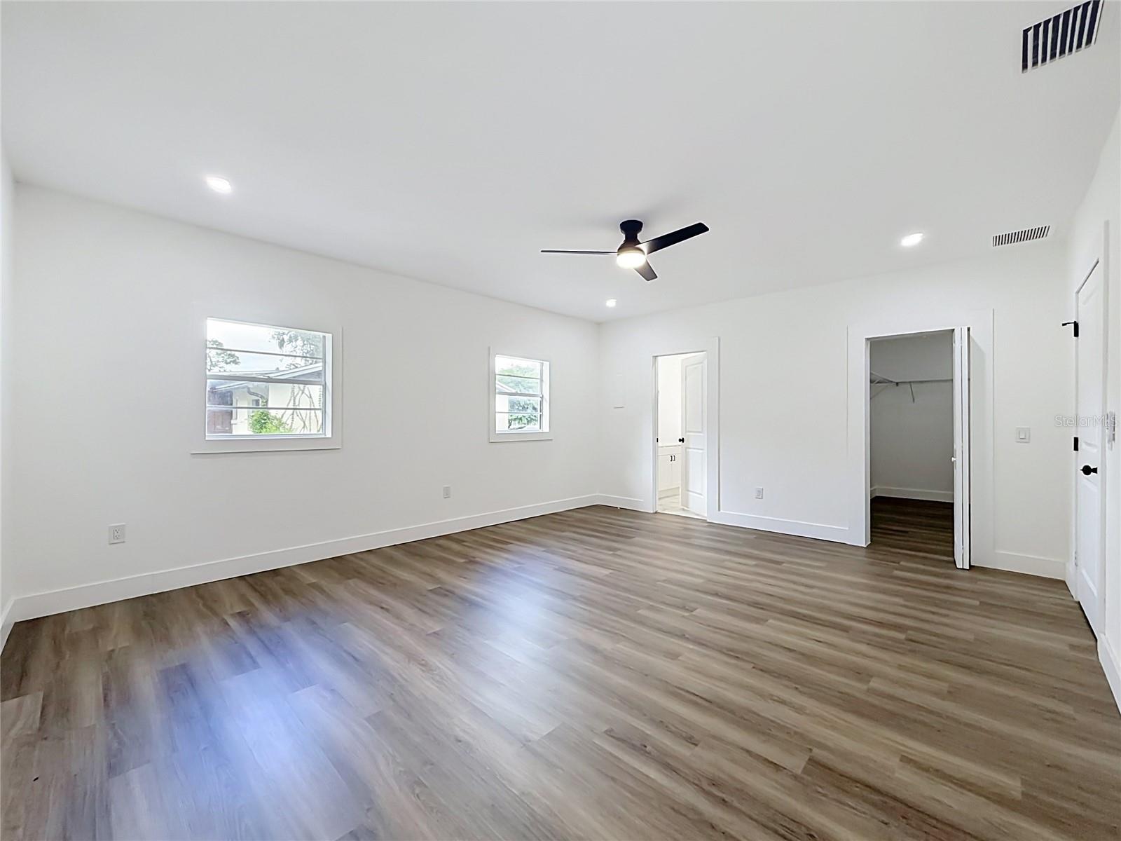 637 Pasadena Ave Property Photo 38