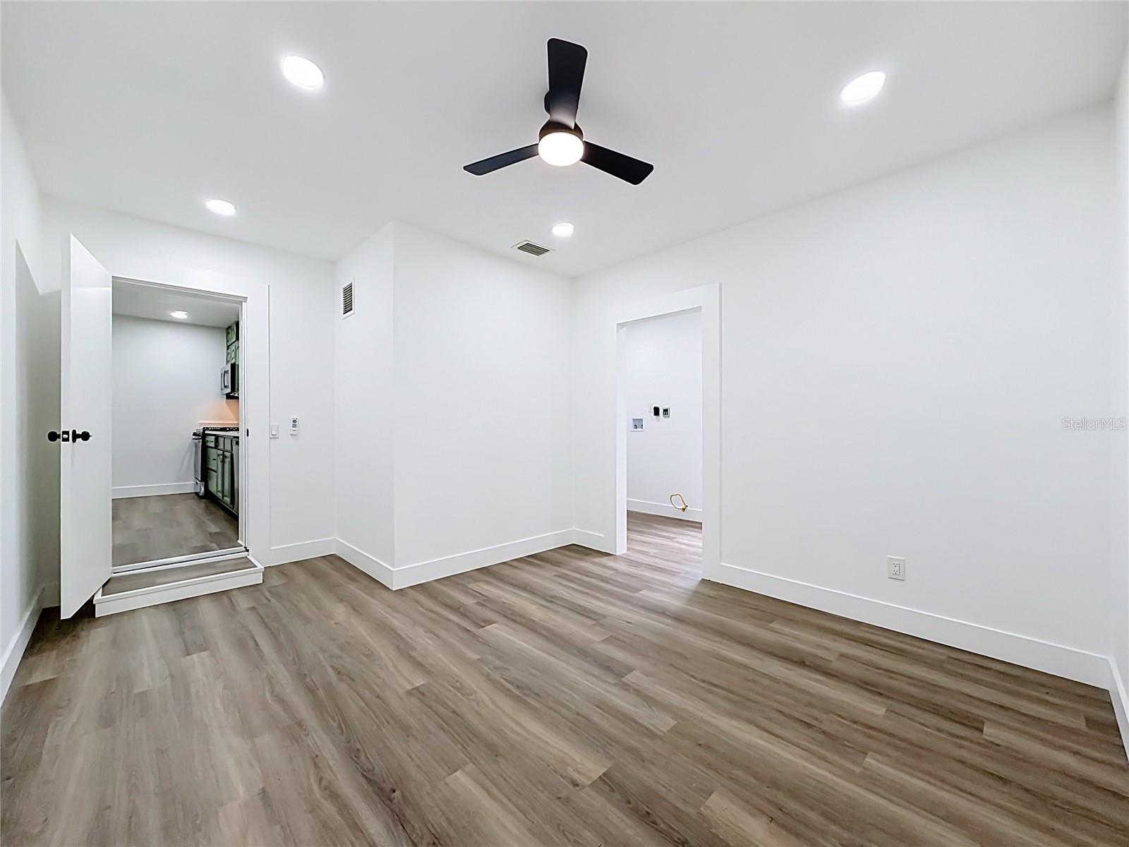 637 Pasadena Ave Property Photo 54