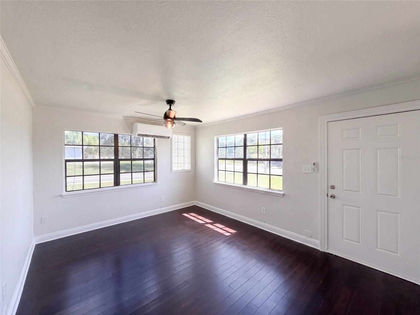 3225 Cleveland Heights Blvd Property Photo 7