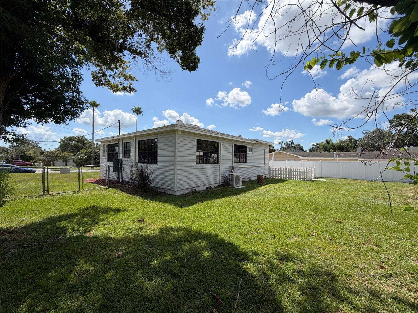3225 Cleveland Heights Blvd Property Photo 18