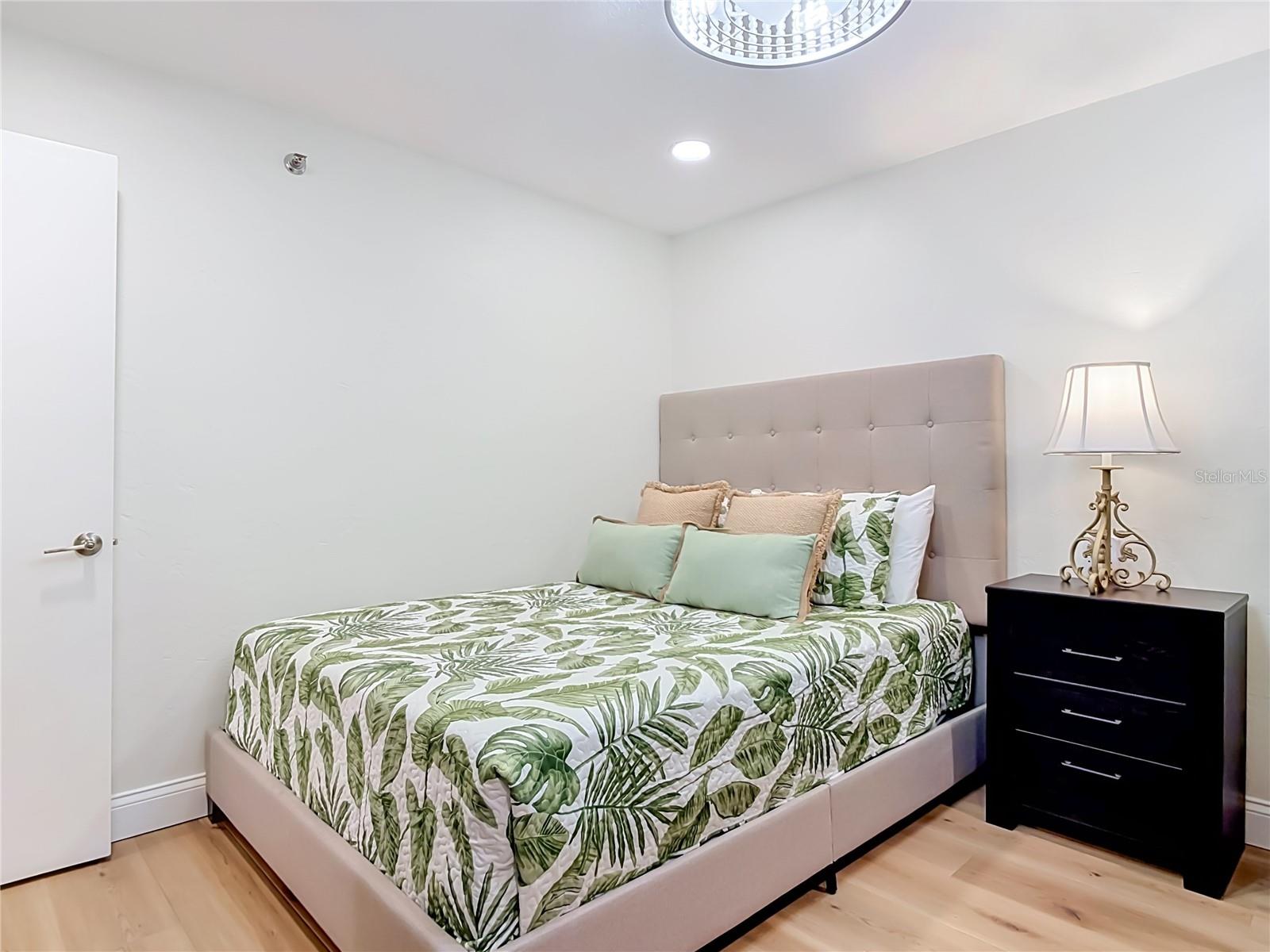 1051 Ocean Shore Blvd #904 Property Photo 23