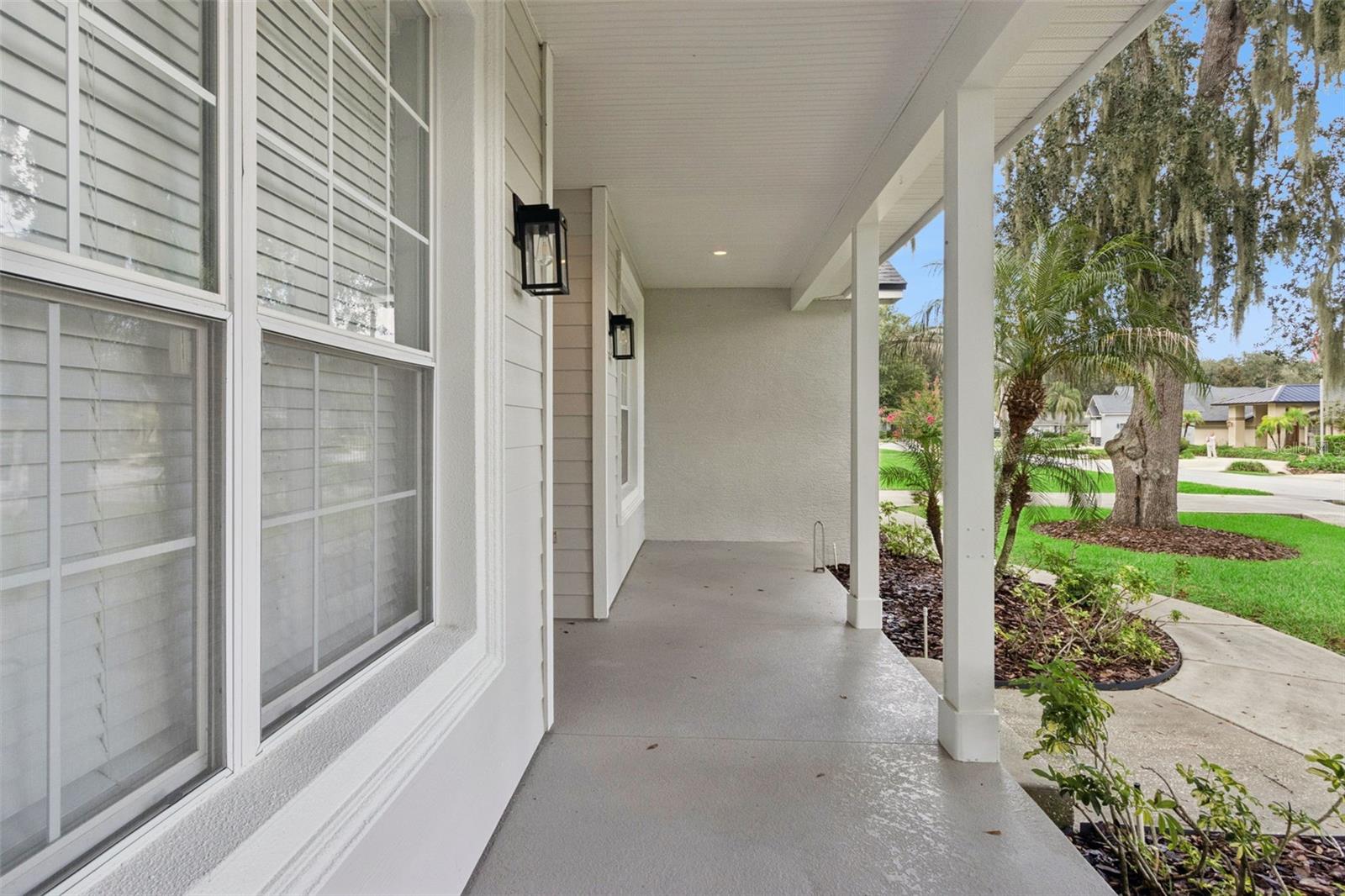 5937 Trophy Loop Property Photo 4