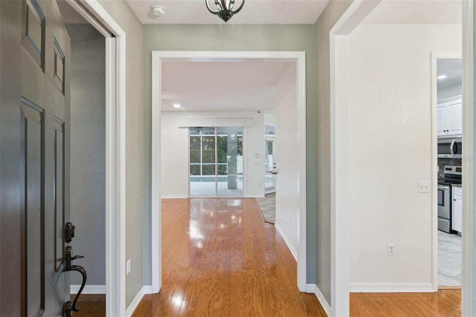 5937 Trophy Loop Property Photo 8