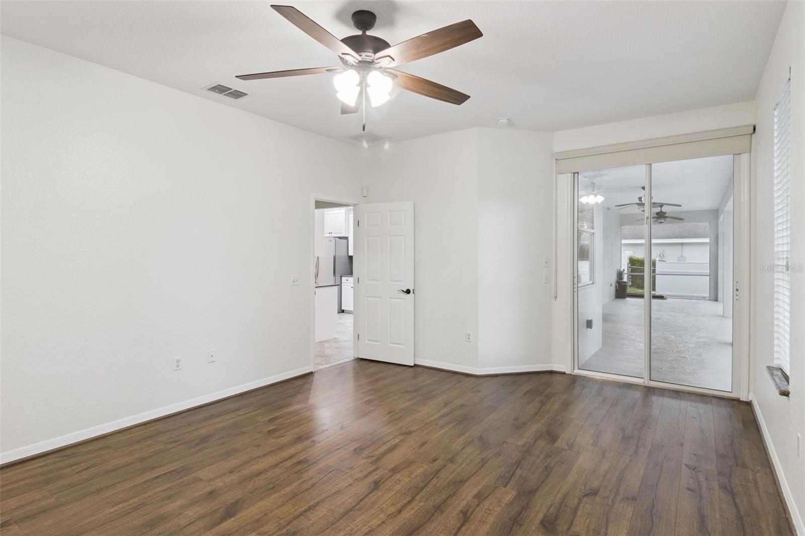 5937 Trophy Loop Property Photo 21