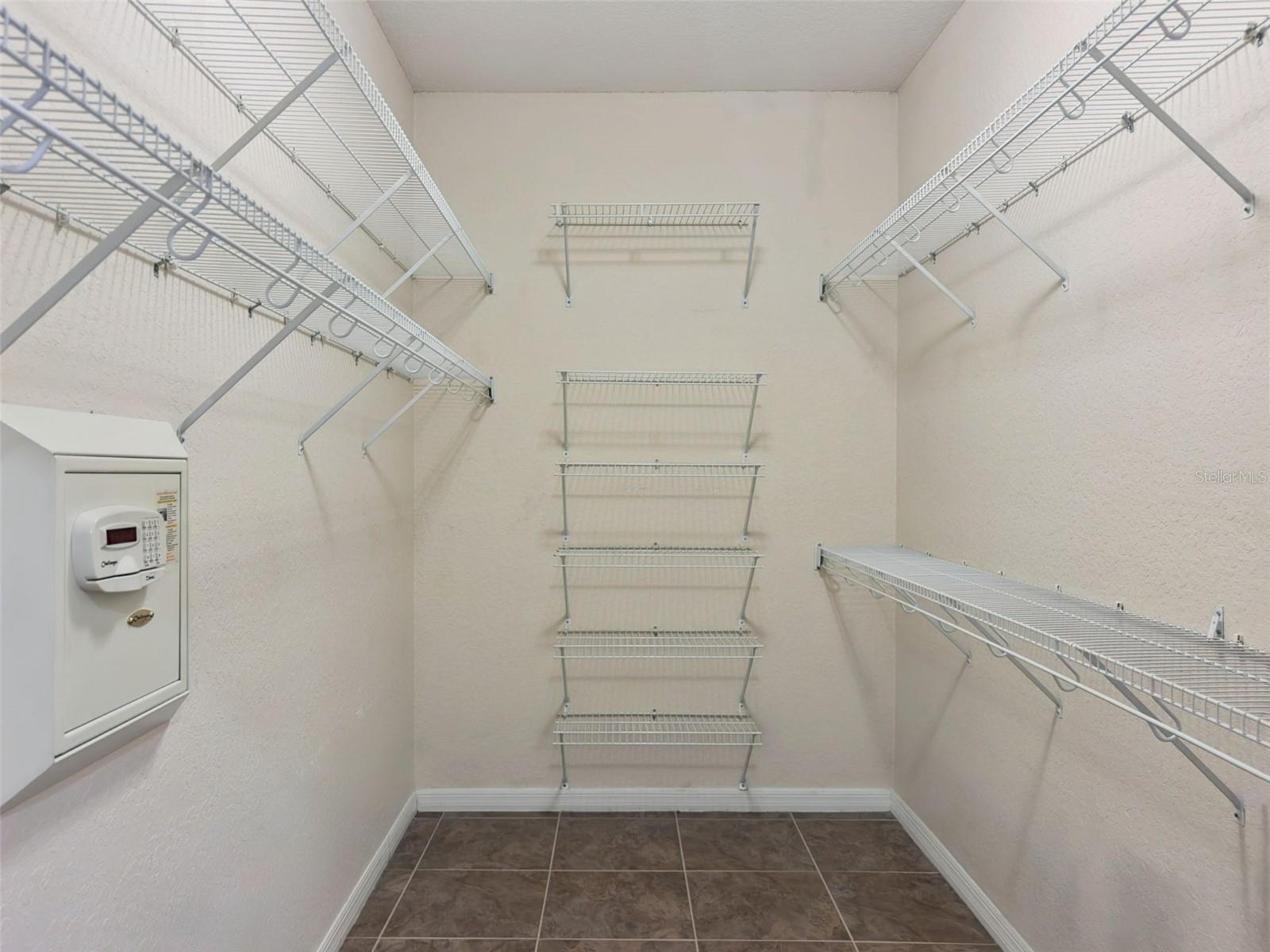 5937 Trophy Loop Property Photo 29