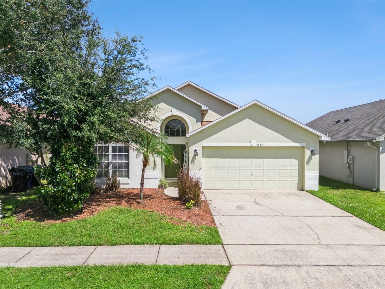 4649 EAGLE PEAK DR Property Photo 1