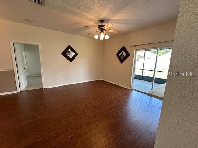 15816 Pine Lily Ct Property Photo 3