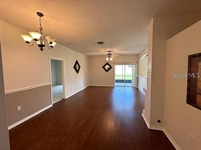 15816 Pine Lily Ct Property Photo 4