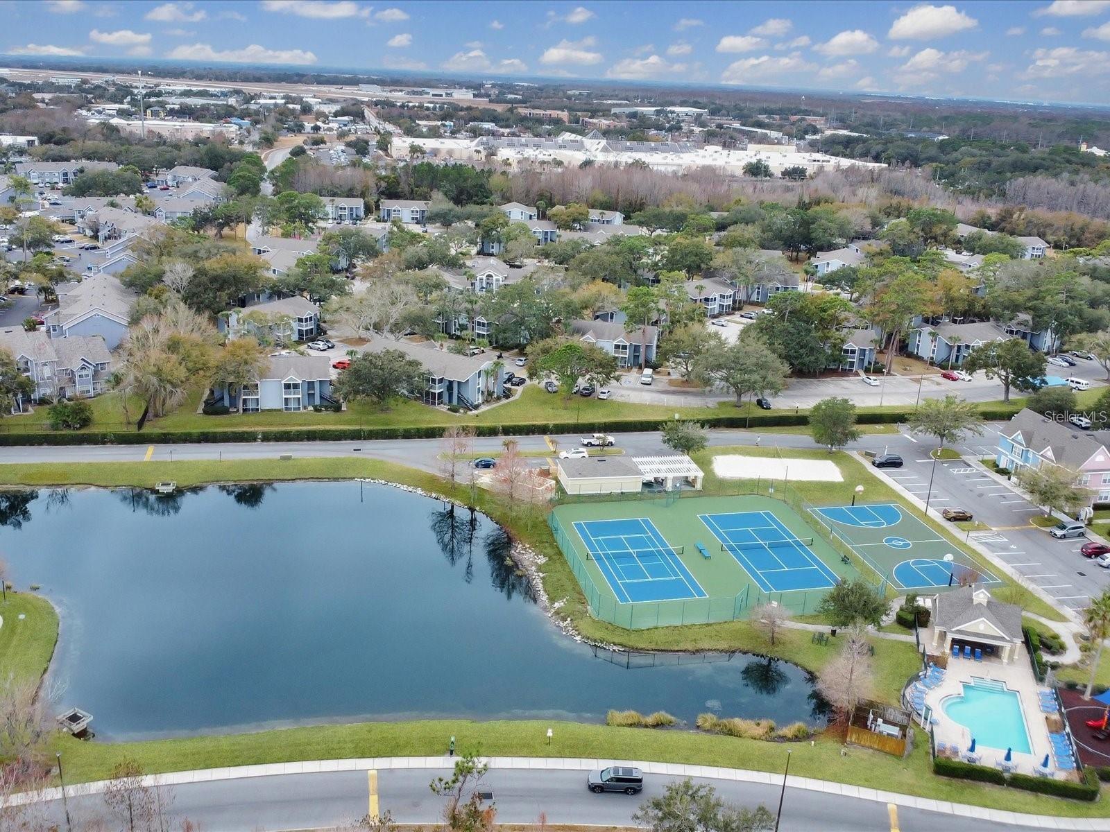 4007 Venetian Bay Dr #104 Property Photo 23
