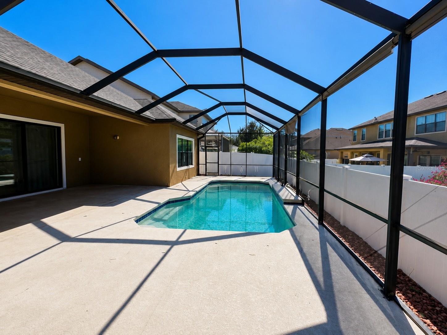 10911 Charmwood Dr Property Photo 16