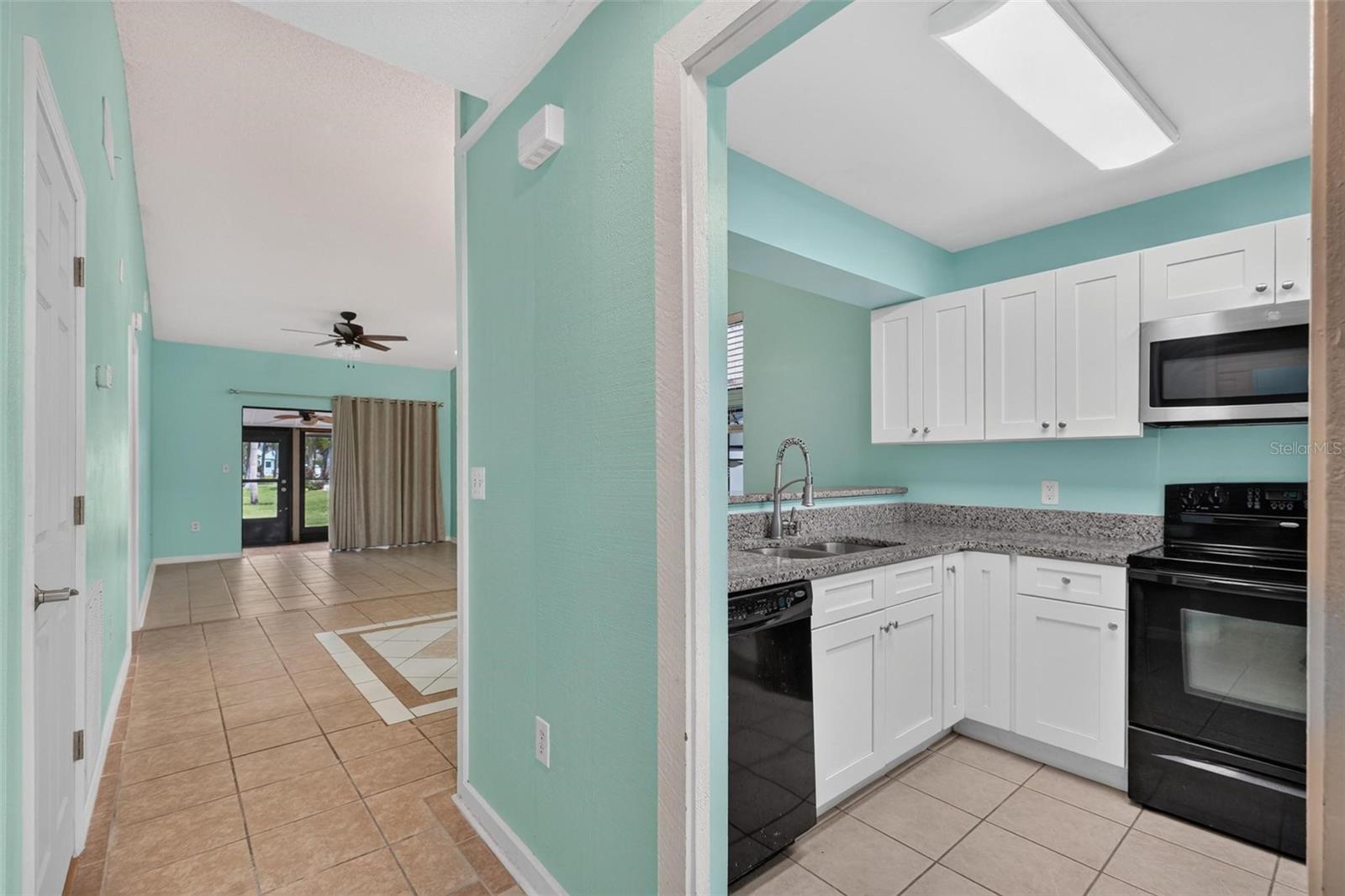 486 Prestwick Pl Property Photo 7