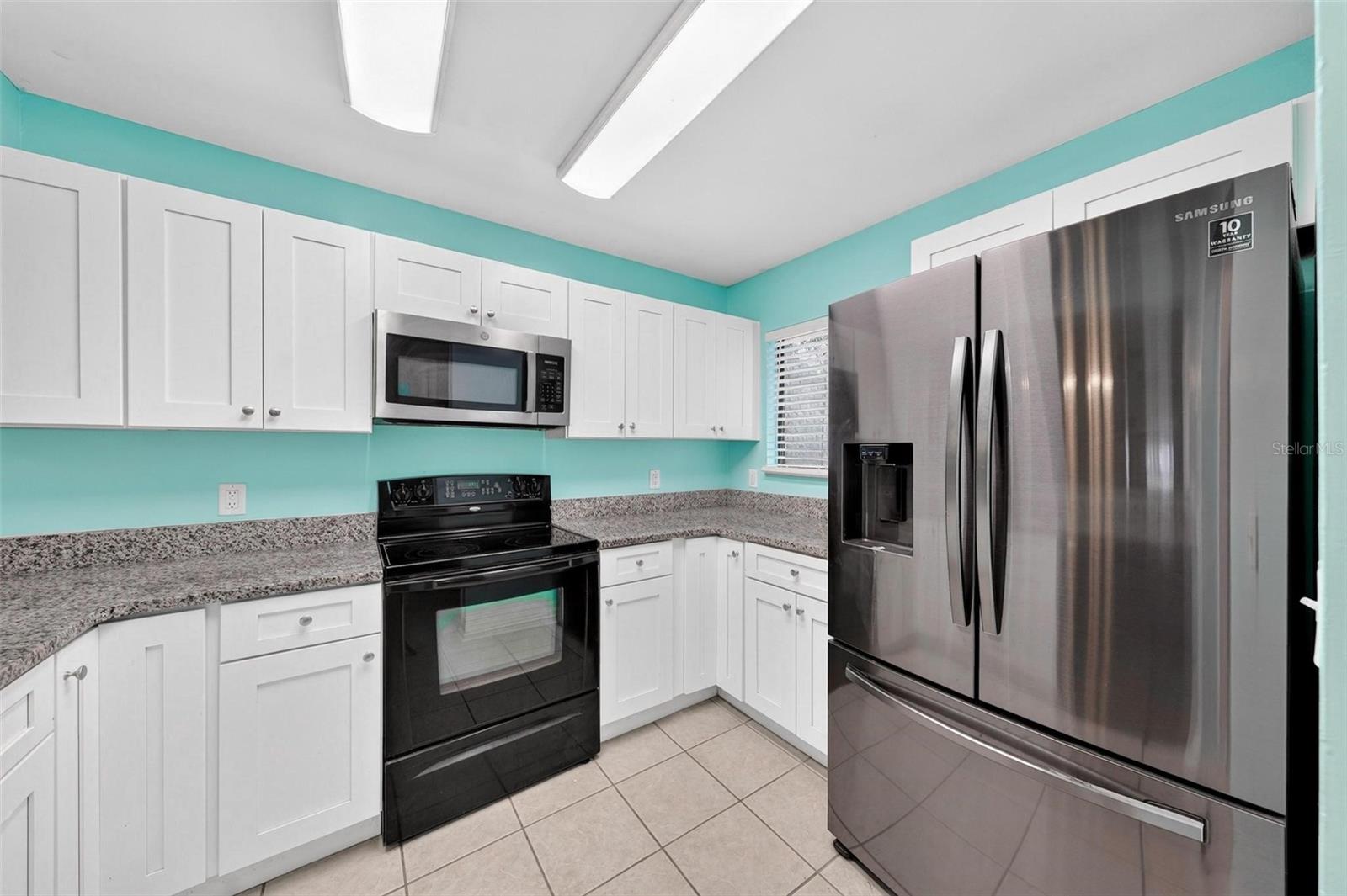 486 Prestwick Pl Property Photo 12