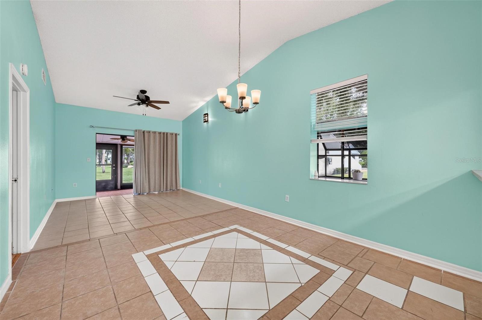 486 Prestwick Pl Property Photo 17