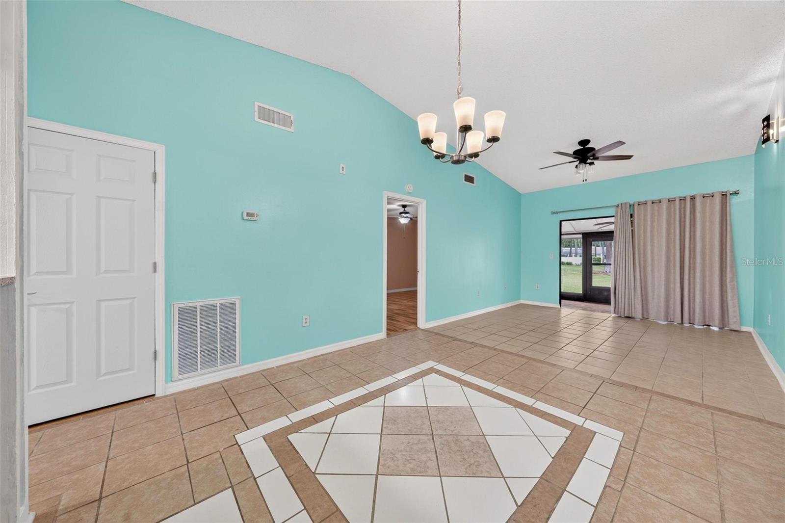 486 Prestwick Pl Property Photo 18