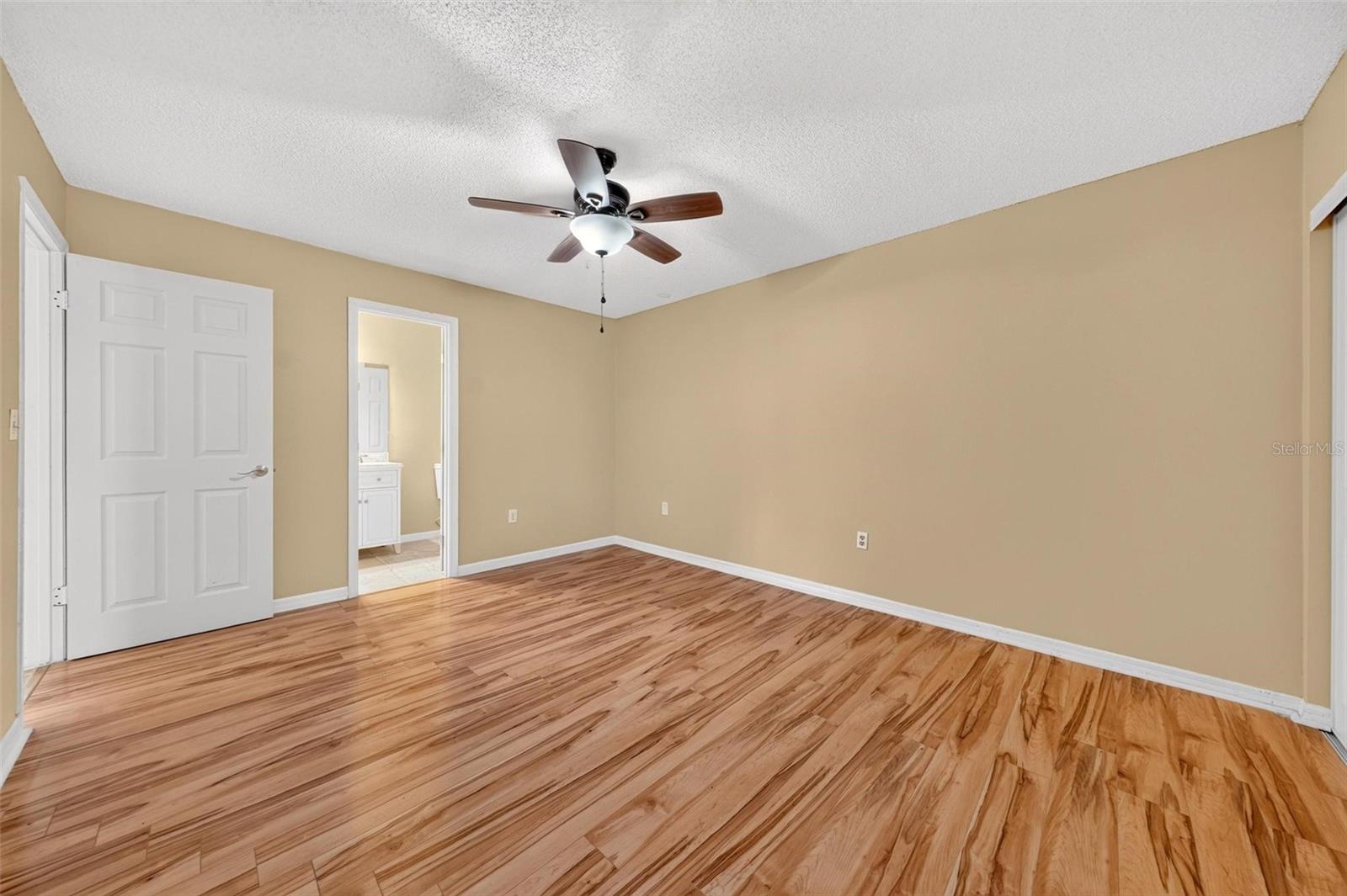 486 Prestwick Pl Property Photo 26
