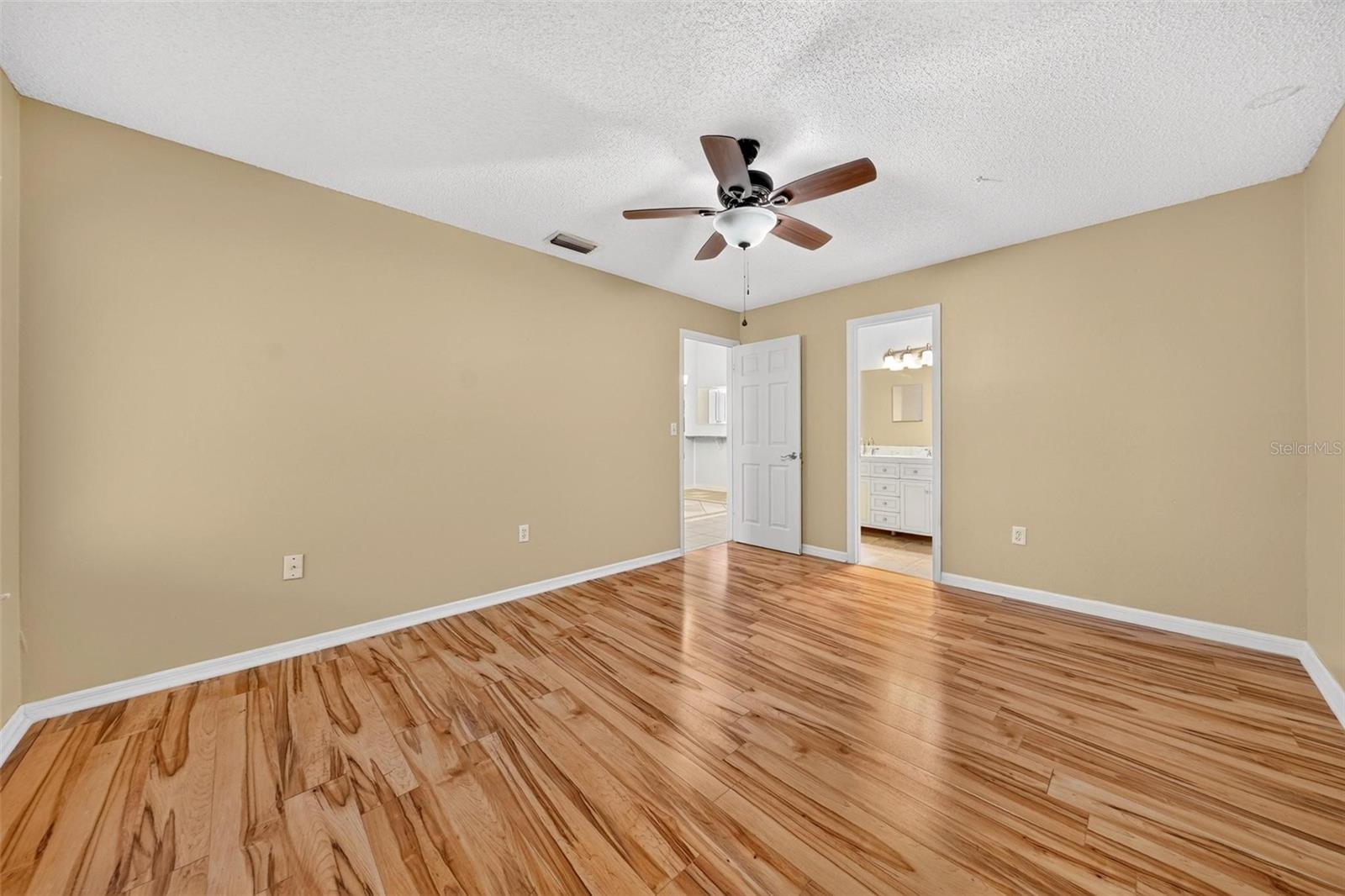 486 Prestwick Pl Property Photo 27