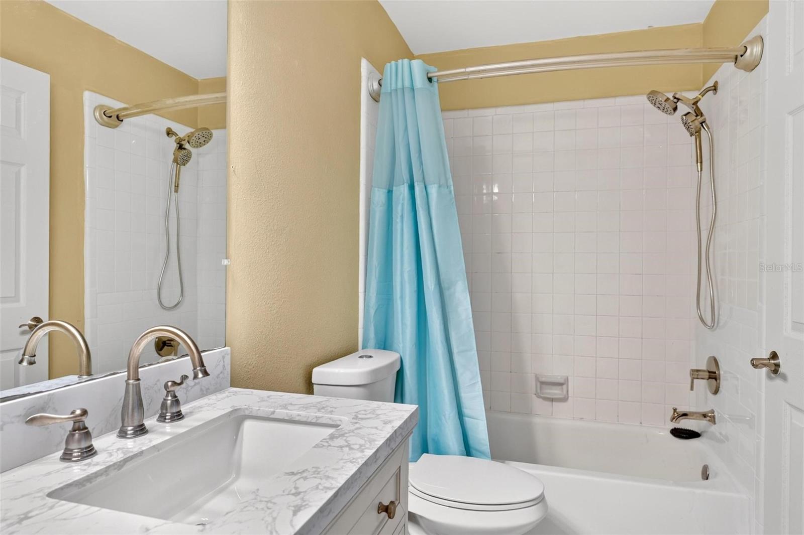 486 Prestwick Pl Property Photo 35