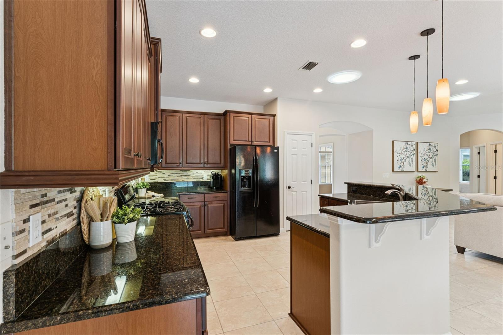 1110 Heron Point Way Property Photo 12