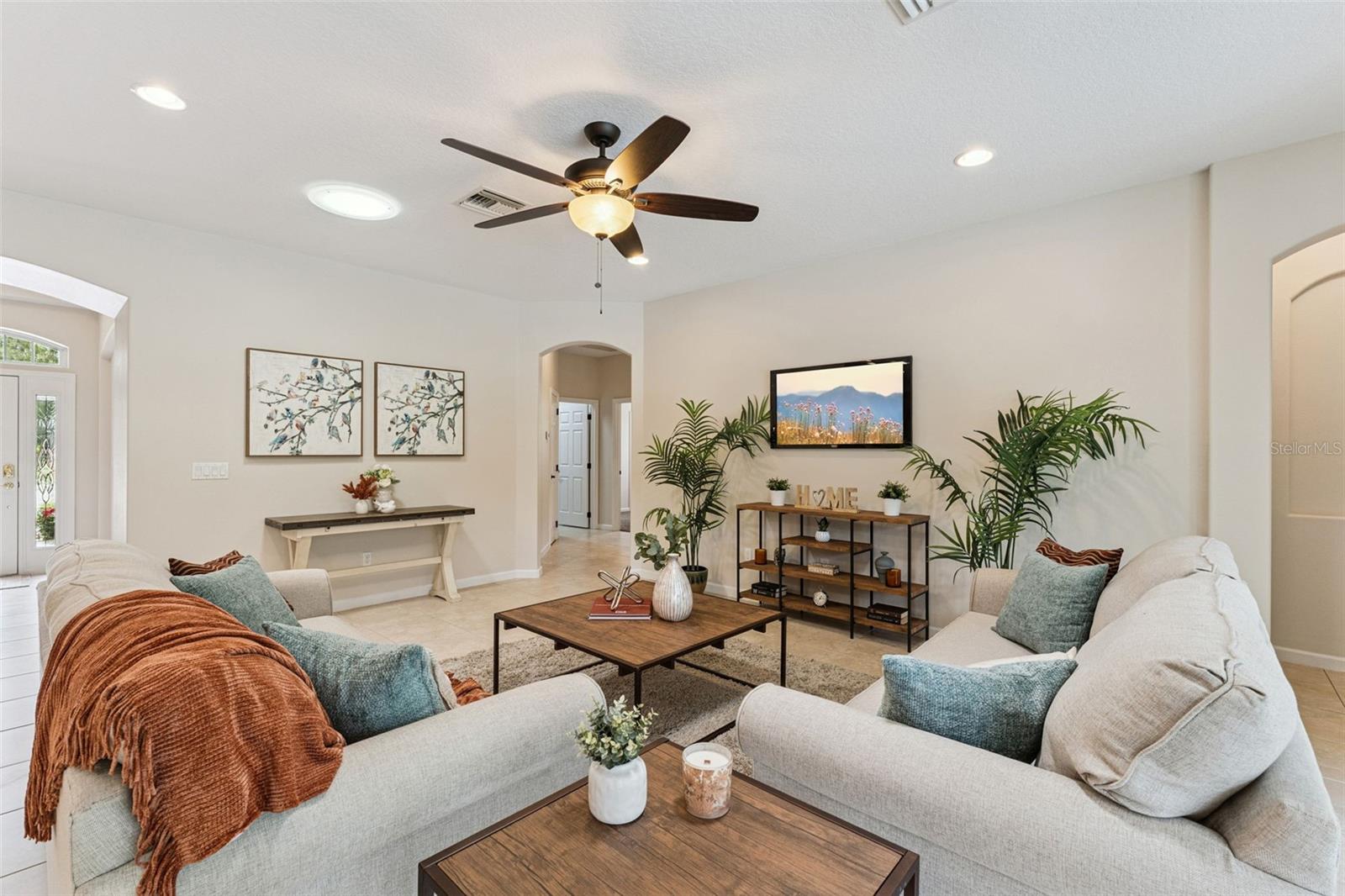 1110 Heron Point Way Property Photo 15