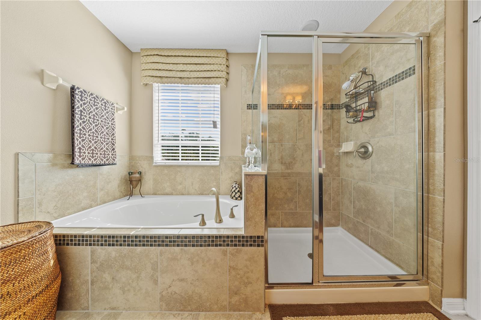 215 Maybeck Property Photo 39