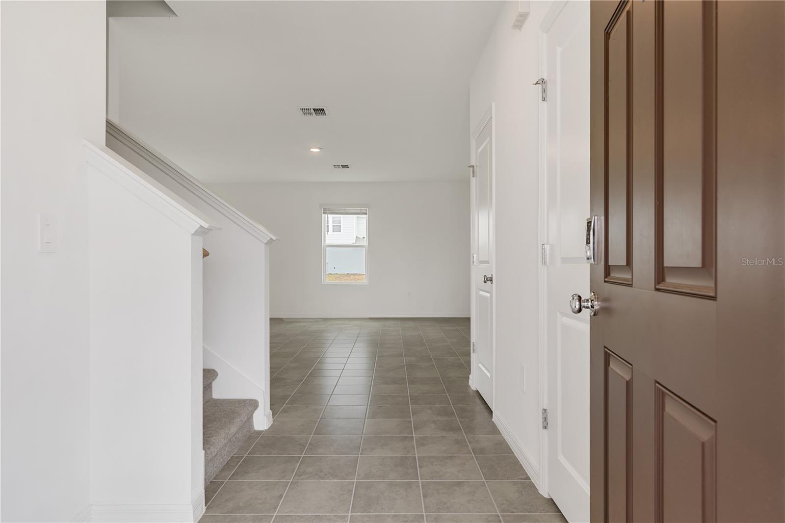 5682 Nispero Way Property Photo 2