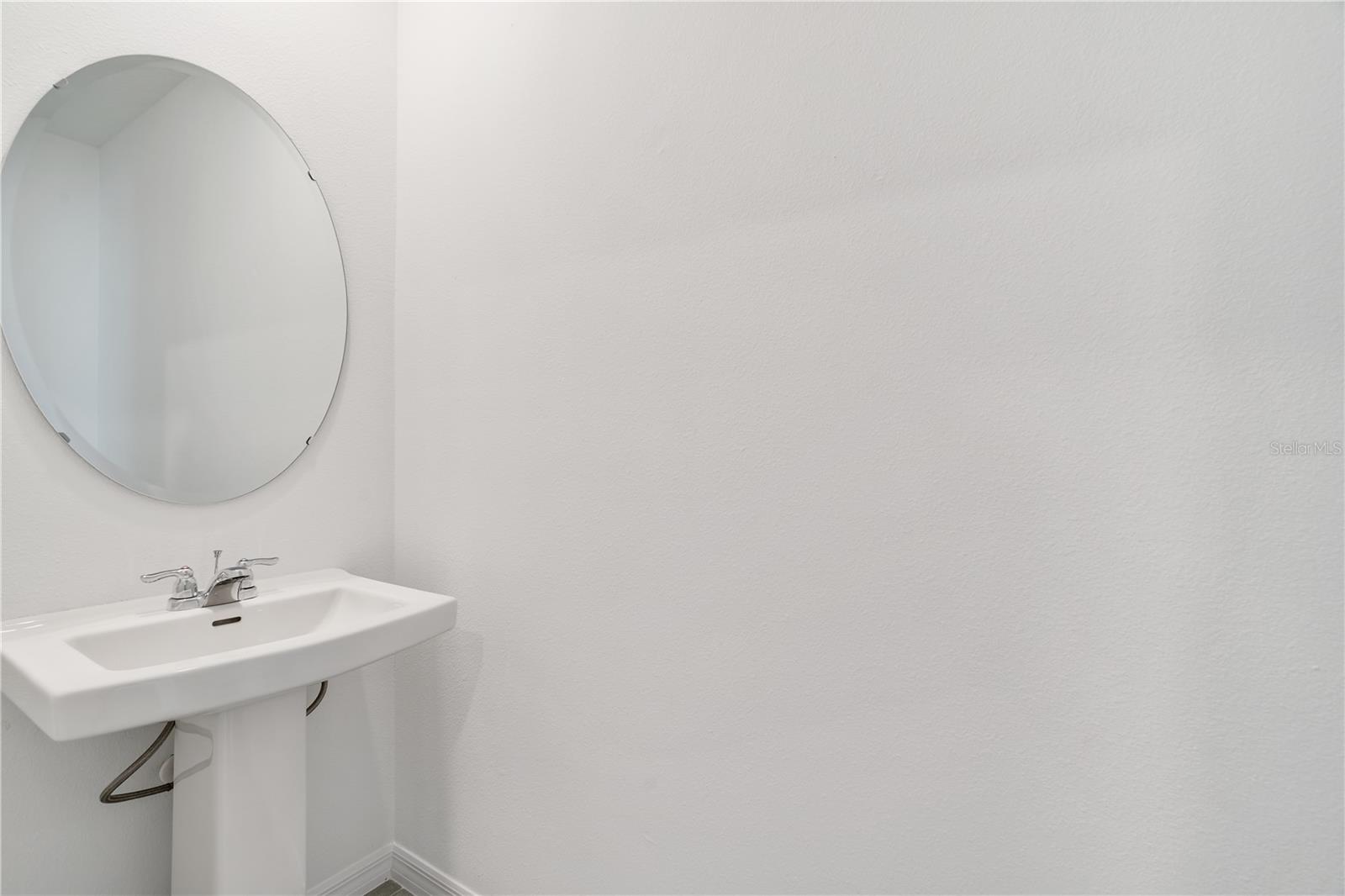 5682 Nispero Way Property Photo 3