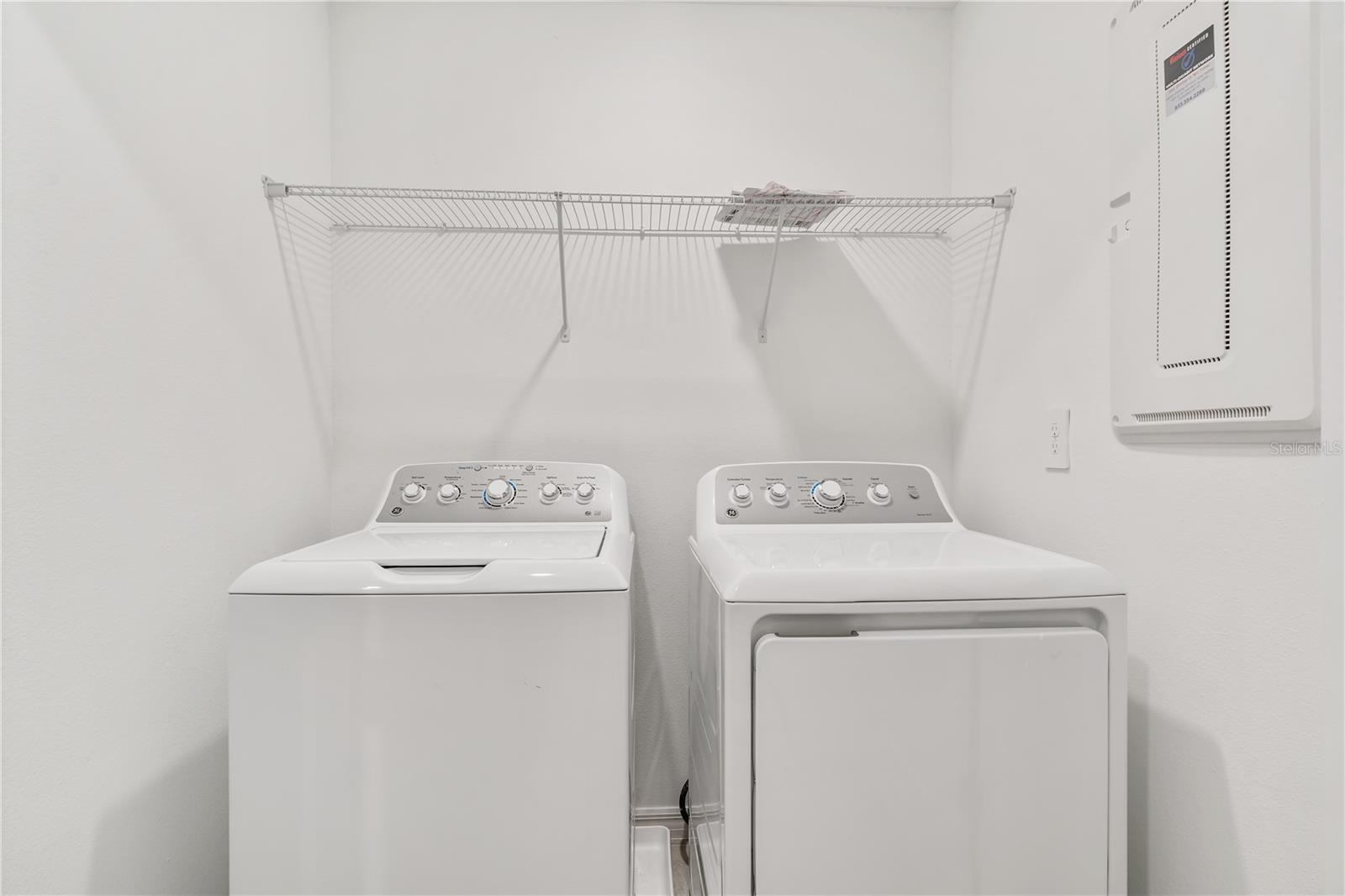 5682 Nispero Way Property Photo 16