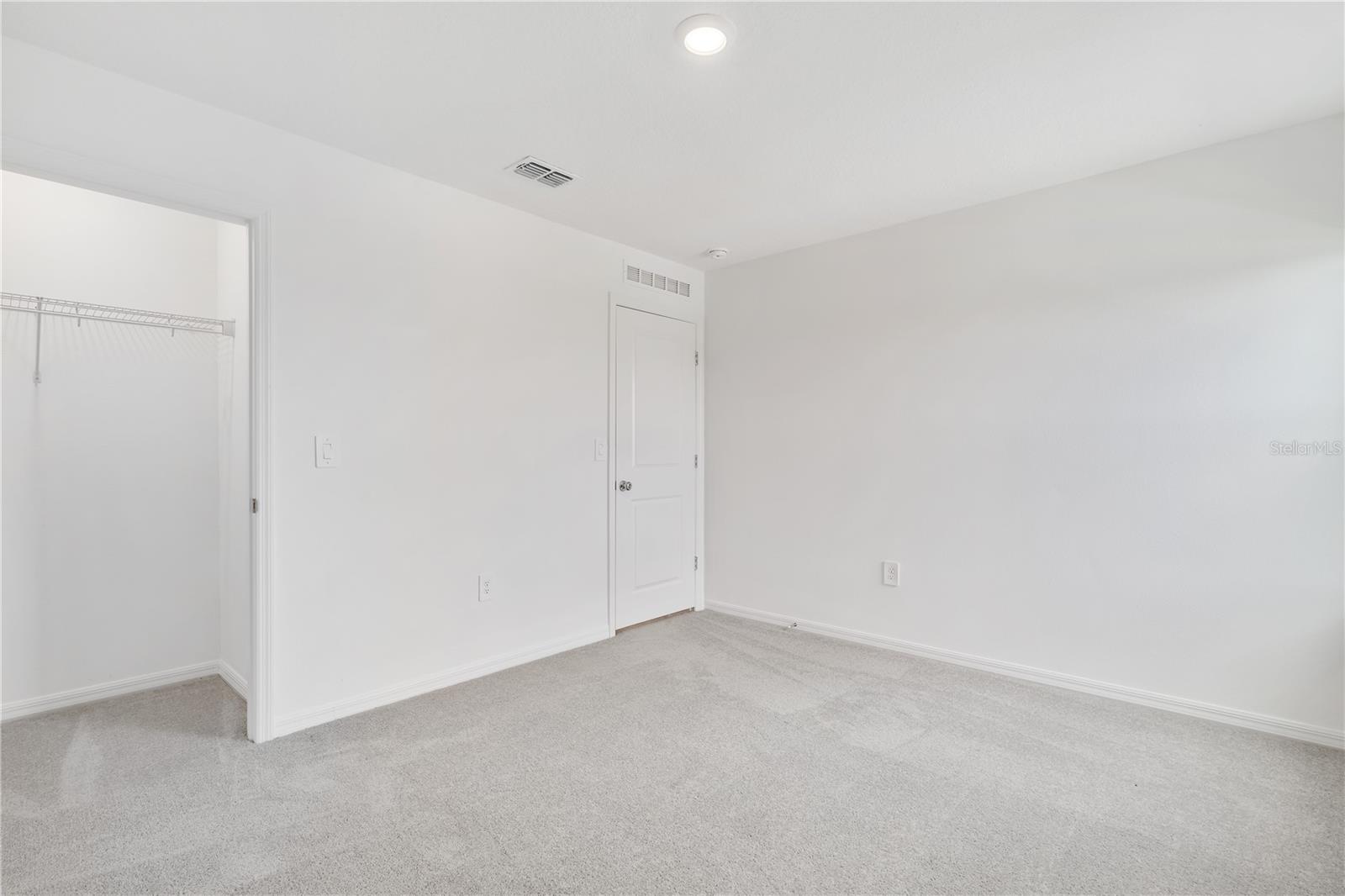 5682 Nispero Way Property Photo 18