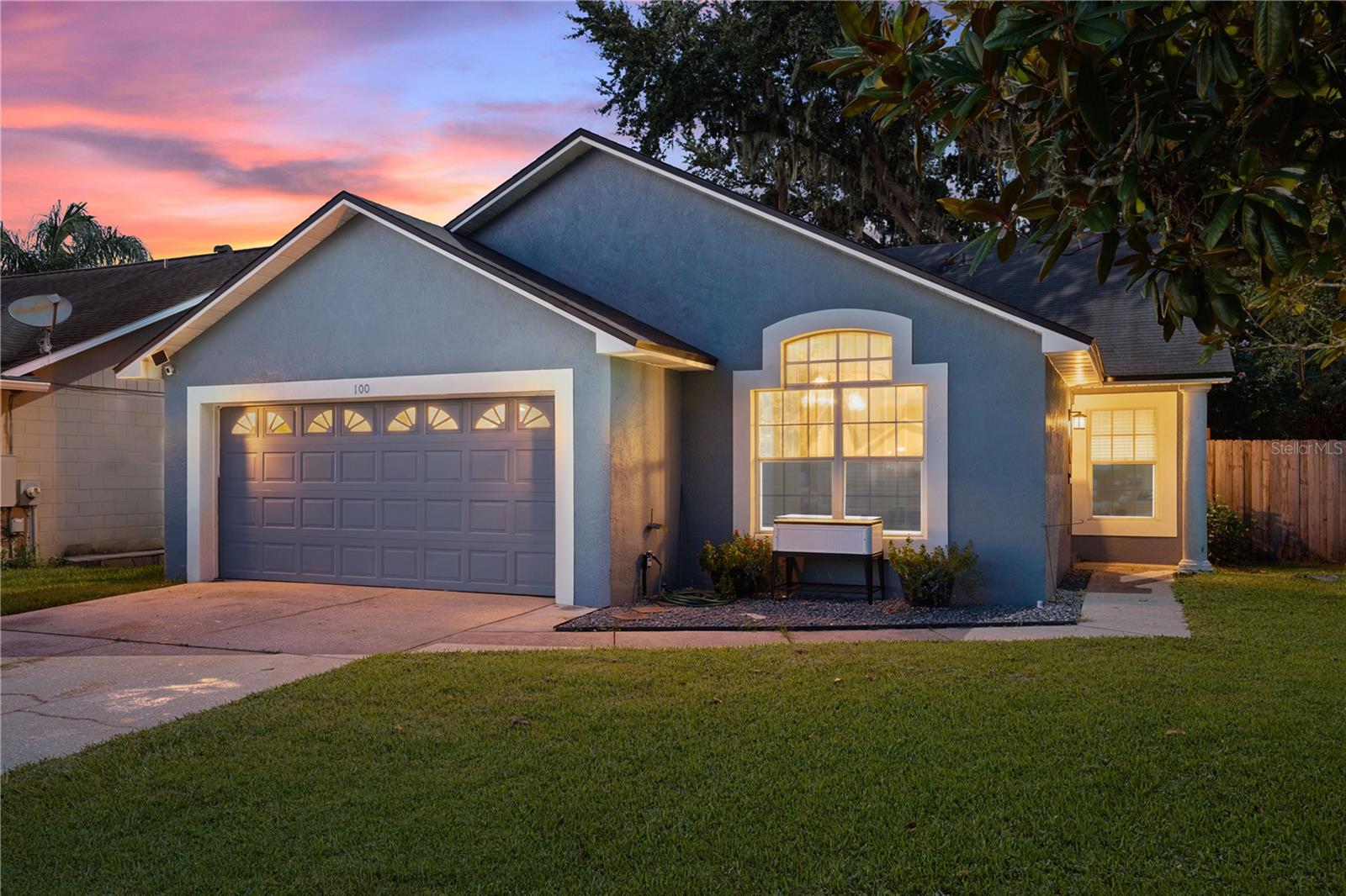 100 Kelly Cir Property Photo 1
