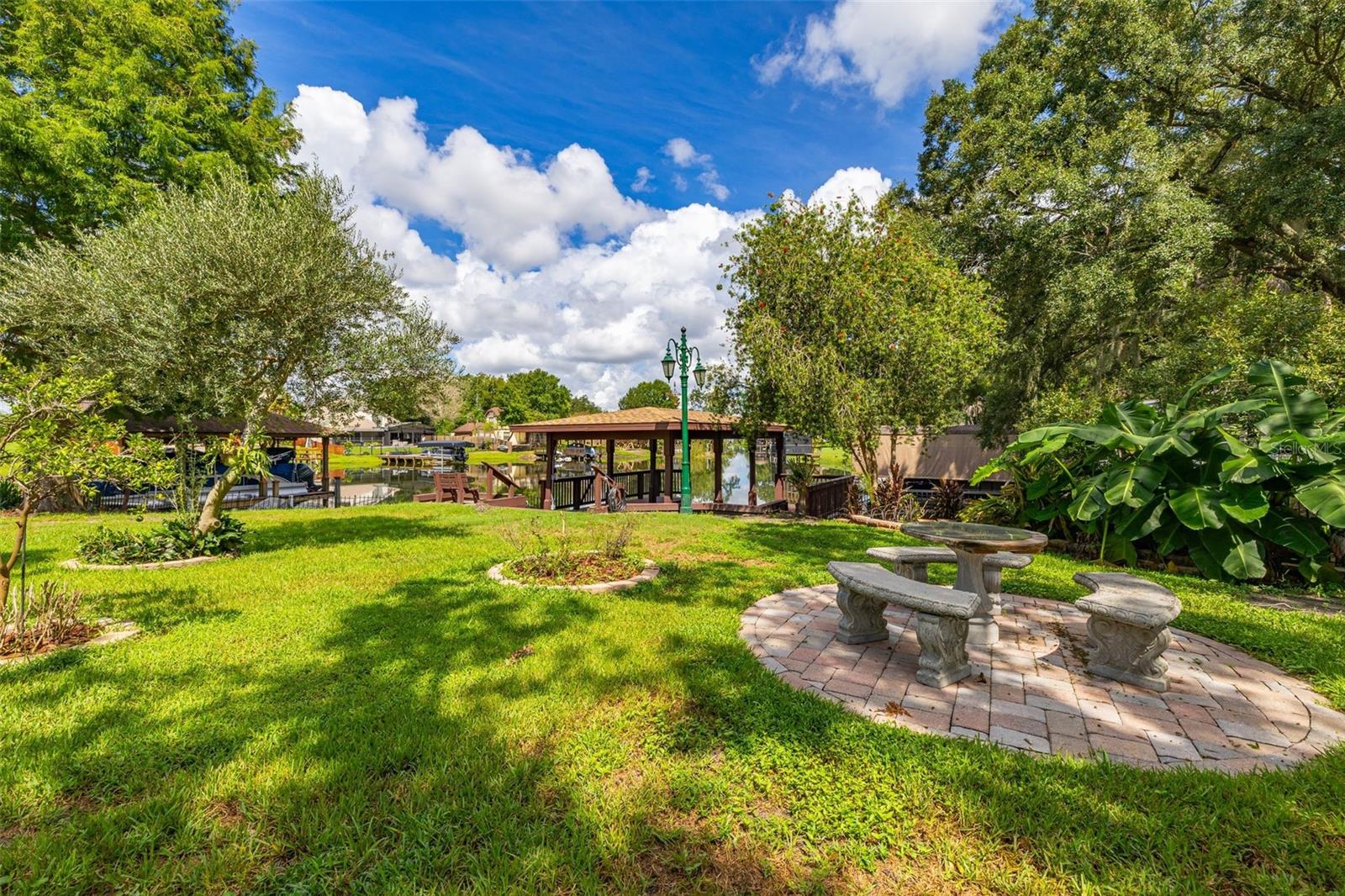 3625 Waters Edge Dr Property Photo 47